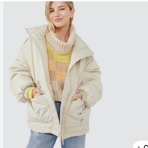 We The Free Women's Cream Puffer Jacket